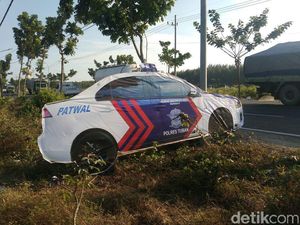 Polisi Sempat Bolak Balik Bongkar Mobil Patroli Cari Sudut yang Pas