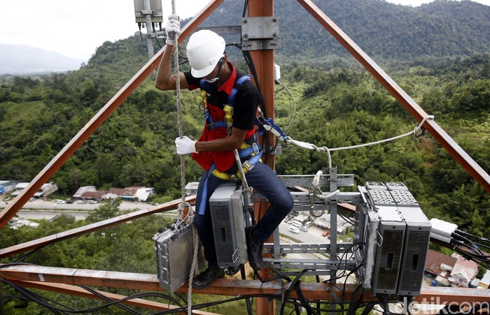 BTS Telkomsel. Foto: Rachman Haryanto BTS Telkomsel. Foto: Rachman Haryanto