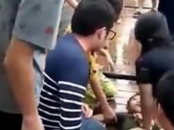 Mengharukan, Wanita Ini Pantang Menyerah Selamatkan Bocah Tenggelam