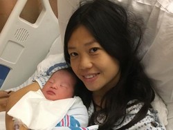 Kisah Haru Istri Polisi yang Melahirkan Bayi 3 Tahun Setelah Suami Meninggal