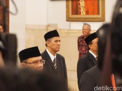 Kelola Dana Haji Rp 105 Triliun, Mengapa Kepala BPKH Masih Plt?