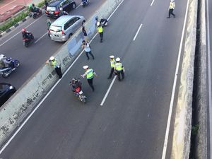 Operasi Keselamatan, Pemotor Penerobos JLNT Casablanca akan Ditegur Operasi Keselamatan, Pemotor Penerobos JLNT Casablanca akan Ditegur