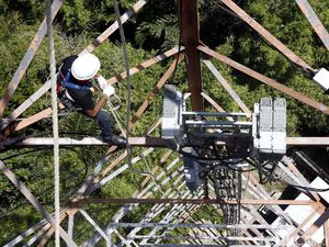 Menakar Nasib Pengguna 2G di Pelosok Sebelum Tergusur 4G Menakar Nasib Pengguna 2G di Pelosok Sebelum Tergusur 4G