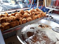 Bisa Beli Franchise 5 Merek Fried Chicken Lokal yang Populer Ini