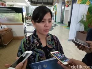 Perpisahan Ratu Tisha: Isi Hati Saya Cuma Ada Sepakbola Perpisahan Ratu Tisha: Isi Hati Saya Cuma Ada Sepakbola