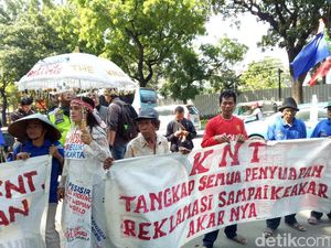 Tolak Reklamasi, Aliansi Nelayan Gelar Demo di Gedung DPRD DKI