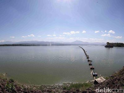 Pesona Waduk Panglima Besar Jenderal Soedirman