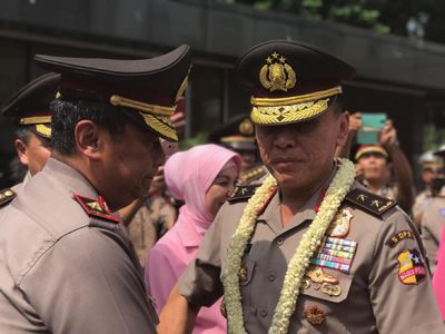 Irjen Idham Melepas Irjen Iriawan Tinggalkan Polda Metro