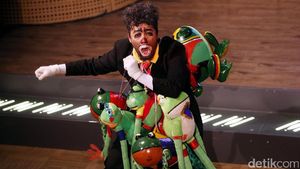Teater Koma Pentaskan Warisan Singgung Korupsi dan Utang