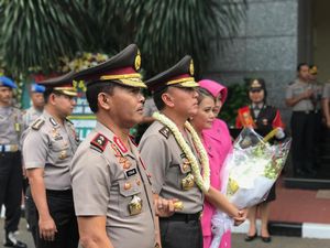 Kapolda Irjen Idham Diharapkan Tuntaskan Kasus Terorisme Kapolda Irjen Idham Diharapkan Tuntaskan Kasus Terorisme