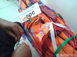 Agar Tak Tertukar, Jemaah Haji Banyumas Beri Tanda Tas Kopernya