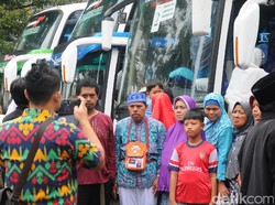 Hukum Titip Doa Kepada Orang yang Naik Haji dalam Islam, Bolehkah?