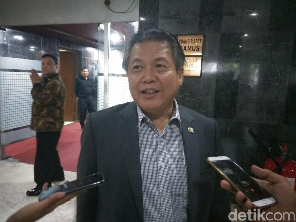 Masinton Nyanyi Info di Balik Kasus Migor, Senior PDIP: Ngeri-ngeri Sedap Masinton Nyanyi Info di Balik Kasus Migor, Senior PDIP: Ngeri-ngeri Sedap