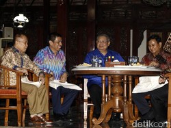 Diplomasi Nasi Goreng Pedas ala SBY-Prabowo