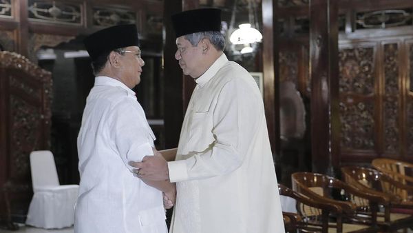 Foto: Nostalgia Kemesraan SBY dan Prabowo