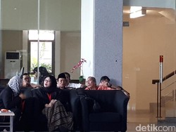 Wali Kota Mojokerto Diperiksa KPK Terkait Suap Anggota DPRD