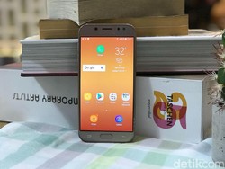 Samsung Hentikan Produksi Galaxy J