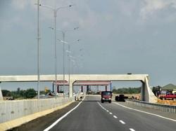 Bangun 1.851 Km Jalan Tol, Jokowi Prioritaskan Swasta dan BUMN