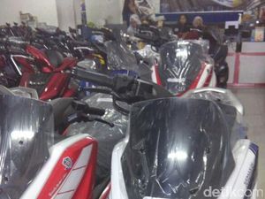 Diler Yamaha Mulai Jual NMAX Custom