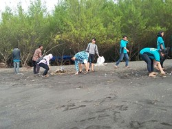 Saat Komunitas di Banyuwangi Bersatu Perangi Sampah