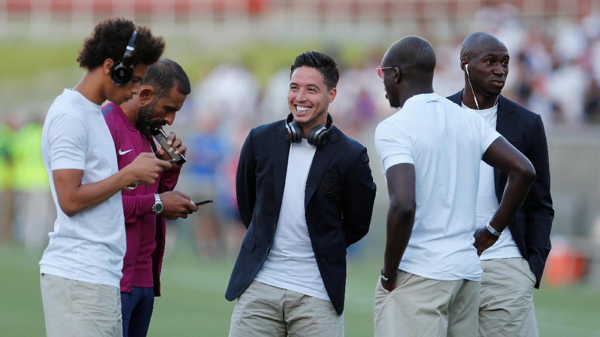 Samir Nasri (tengah) bakal dijual Manchester City (Foto: REUTERS/Lucy Nicholson)
