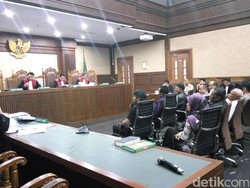 Korupsi P2KTrans, Eks Anggota DPR Mengaku Tak Tahu Soal Komitmen Fee