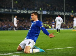 Everton Siap Lepas Ross Barkley