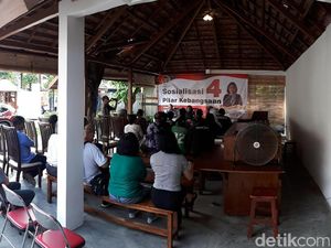 Komunitas Bonek Diajak Pahami Pilar Kebangsaan Komunitas Bonek Diajak Pahami Pilar Kebangsaan