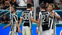 Marchisio masuk di babak kedua untuk menggantikan Higuain dan kemudian mencetak gol-golnya di menit ke-62 dan 89. (Foto: Cliff Hawkins/Getty Images)