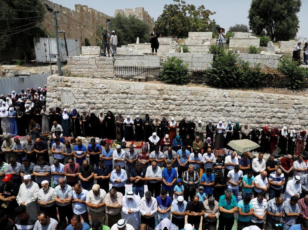 Tokoh Muslim Dorong Jemaah Kembali Salat di Masjid Al-Aqsa