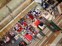 Ada Promo Beli 2 Gratis 1 untuk Jari Tinta Ungu, Parfum di Gerai Ini Ludes