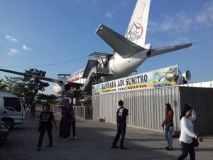 Pesawat di Klaten... Jadi Bioskop