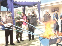 597 Ribu Rokok Ilegal Dimusnahkan di Lhokseumawe