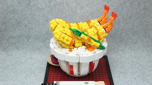 Pencinta Lego, Lihat Nih Kreasi Pisang, Tempura Sampai Pizza dari Lego!