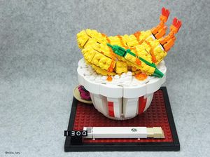 Pencinta Lego, Lihat Nih Kreasi Pisang, Tempura Sampai Pizza dari Lego!