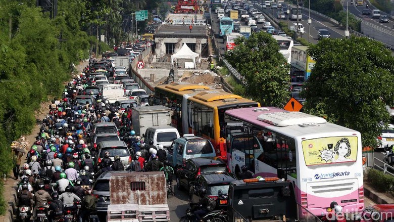 Hapus Denda Pajak, Pemprov DKI Yakin Bisa Surplus Rp 200 Miliar
