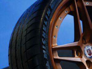 Teknologi Ban yang Bisa Melaju Meski Sudah Bocor