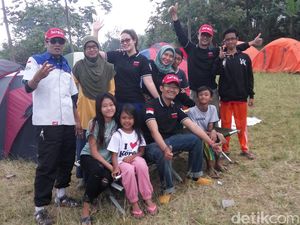 Komunitas Datsun Rayakan HUT dengan Bersih-bersih di Probolinggo