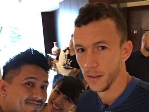 Rezeki Nomplok Ryan Delon-Sharena Saat Kejar Inter di Singapura Rezeki Nomplok Ryan Delon-Sharena Saat Kejar Inter di Singapura