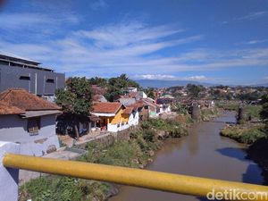 Pemkab Garut Segera Bongkar Ratusan Rumah di Bantaran Cimanuk
