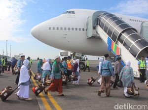 Pertamina Siapkan Avtur 1.837 Kiloliter untuk Penerbangan Haji Aceh Pertamina Siapkan Avtur 1.837 Kiloliter untuk Penerbangan Haji Aceh