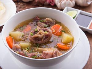 7 Sop Buntut Enak dan Legendaris di Jakarta Buat Hangatkan Badan 7 Sop Buntut Enak dan Legendaris di Jakarta Buat Hangatkan Badan