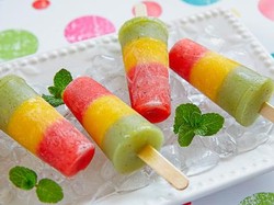 Makan 54 Es Loli Sekaligus untuk Atasi Haus, Ini yang Dialami Pria Asal China