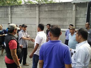 Polisi Tangkap 10 Orang yang Diduga Calo Imigrasi Tanjung Priok