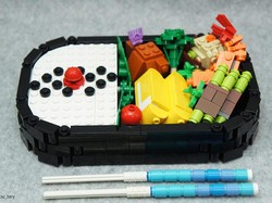 Pizza dan Tempura dari Lego hingga Rahasia Kulit Mulus Victoria Beckham