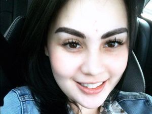 Jennifer Dunn dan Deretan Mobil Mewahnya