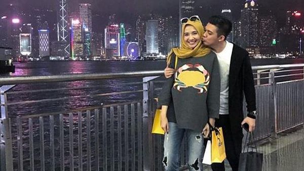 Dilarang Iri! Mesranya Zaskia Sungkar dan Irwansyah
