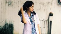 Kalau Dokternya Secantik Ini, Yakin Ingin Cepat Sembuh?