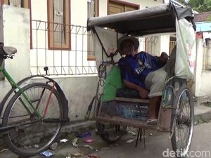 11 Tahun Menabung, Tukang Becak di Tasikmalaya Naik Haji