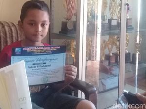 Alasan Siswa di Madiun Curhat ke Jokowi Soal Dana Olimpiade Alasan Siswa di Madiun Curhat ke Jokowi Soal Dana Olimpiade